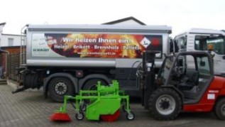 Kehrmaschinen01 Kehrmaschinen01